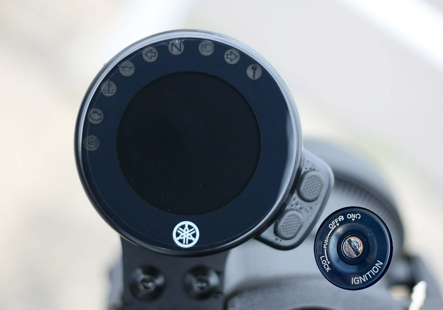YAMAHA XSR700 メーター保護フィルム (キズ自己修復 10年耐久)